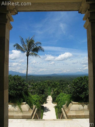 Amanjiwo resort 7